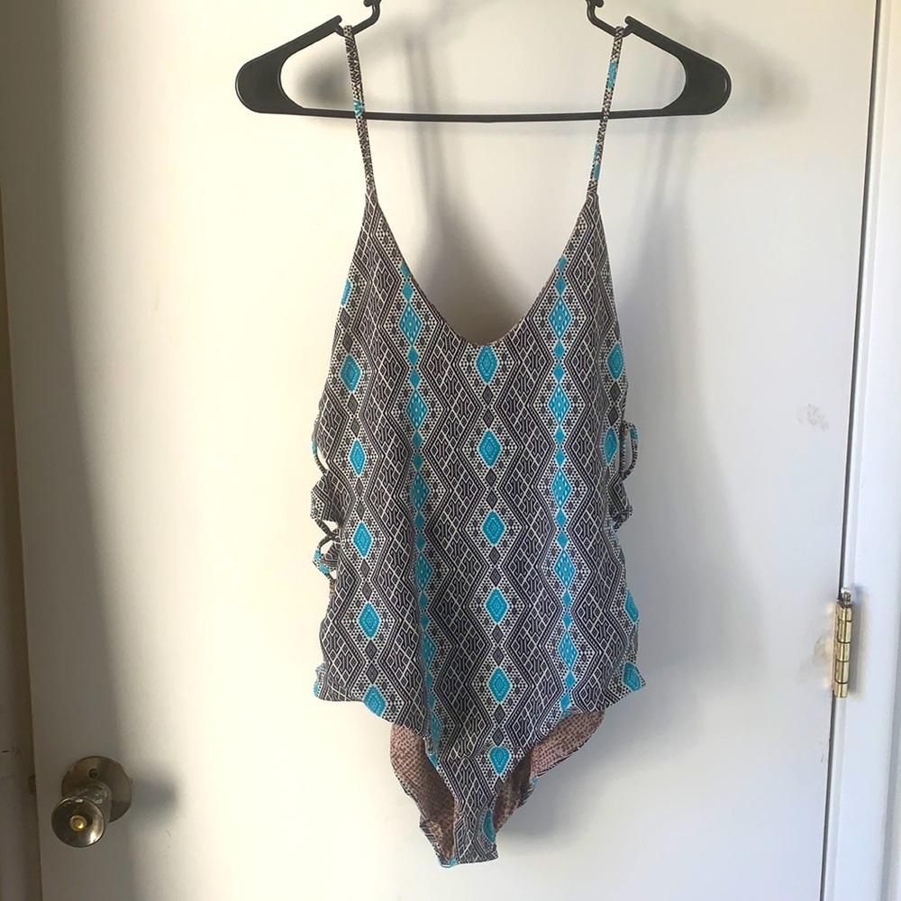 Acacia Florence in Thai print